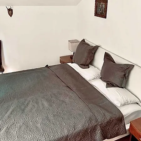 Aurelia Hotel