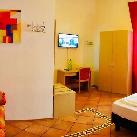 Aurelia 2* Frankfurt nad Mohanem