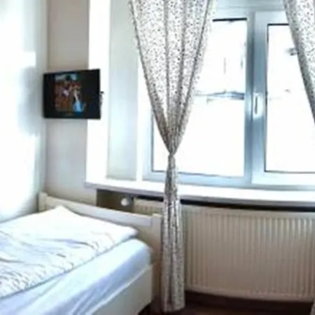 Romina Hotel 2*