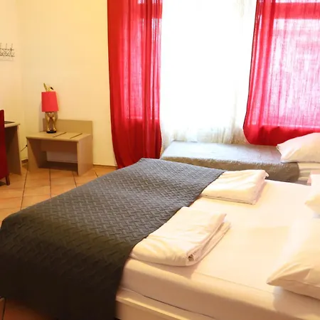 Romina Hotel